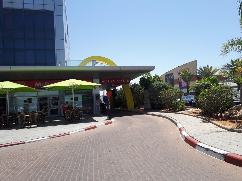 Shave Tsion Apartment In The Center Ashdod Extérieur photo