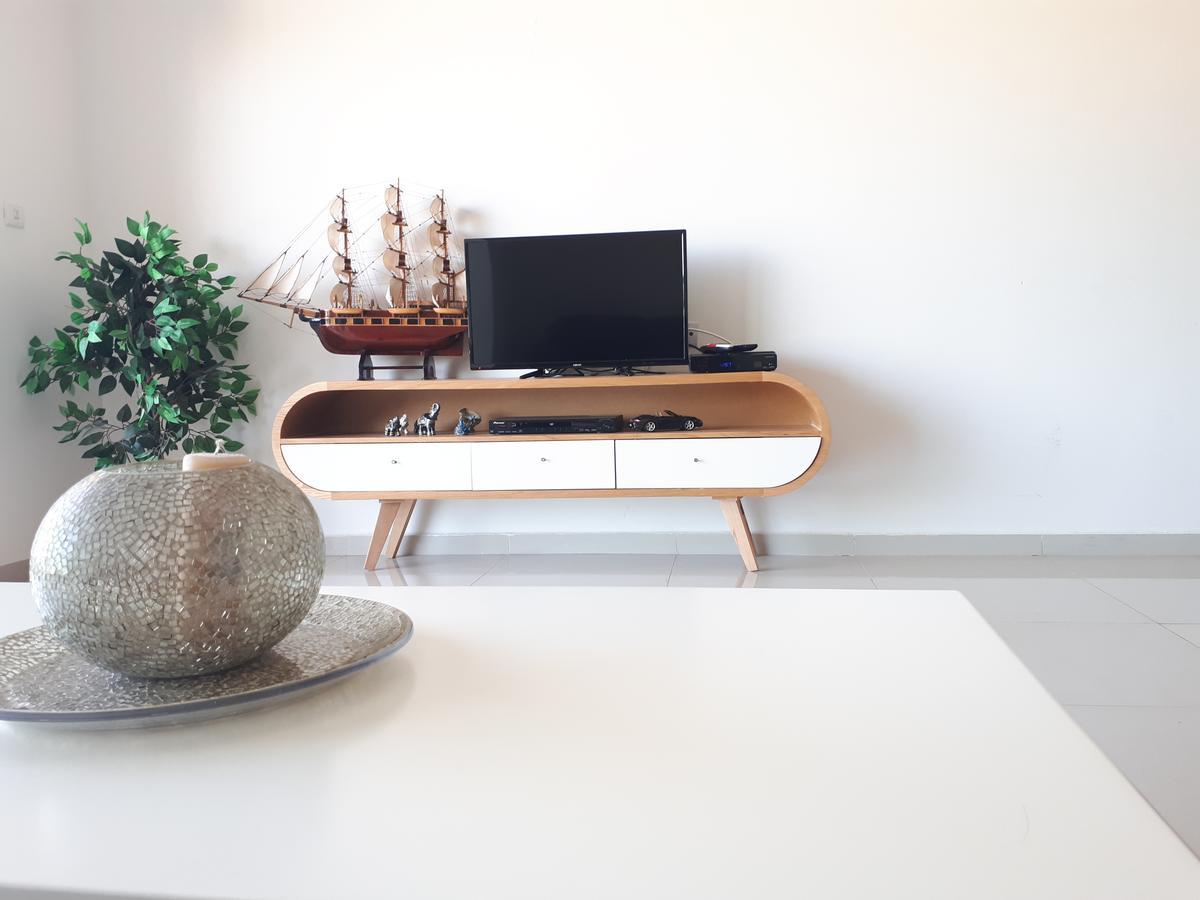 Shave Tsion Apartment In The Center Ashdod Extérieur photo